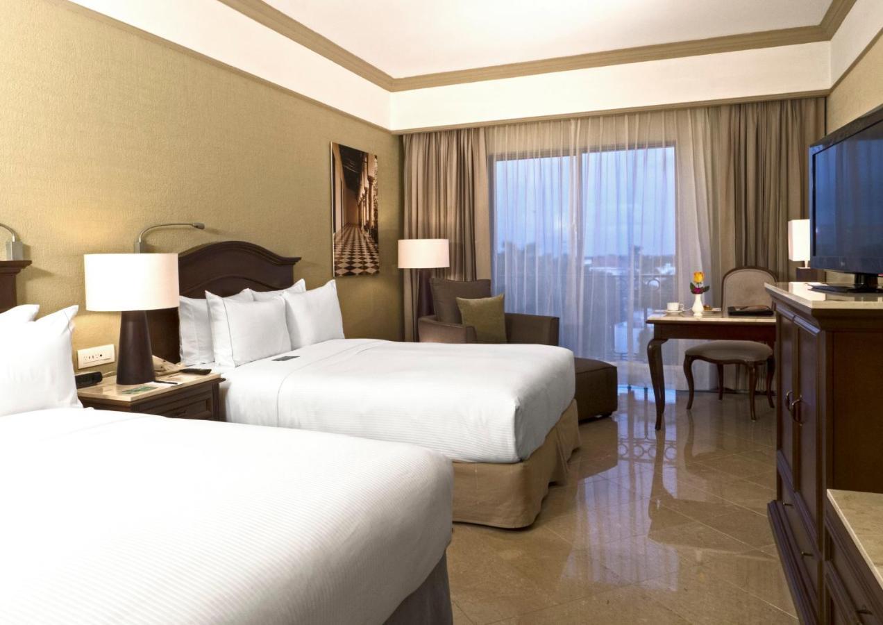 Fiesta Americana Merida Exterior photo Deluxe Room