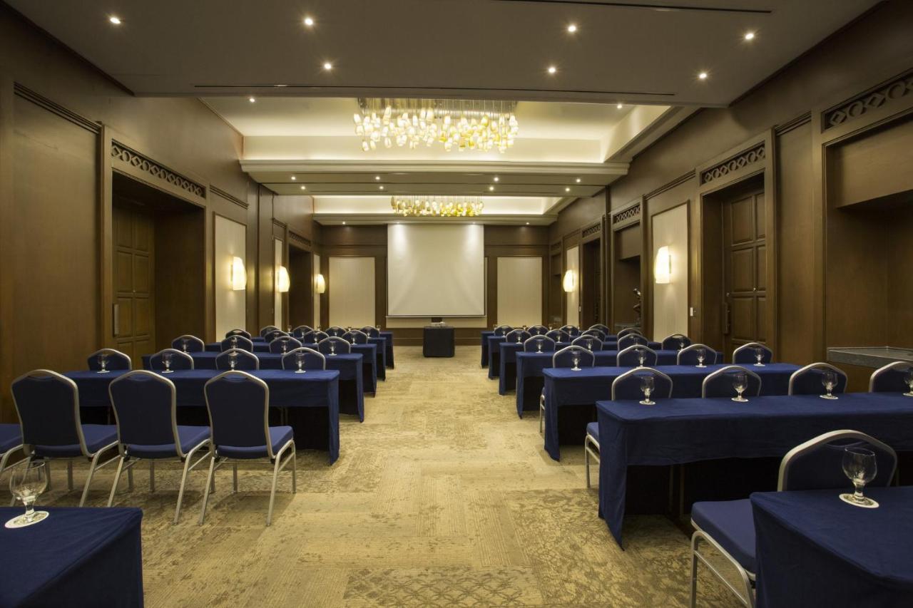 Fiesta Americana Merida Exterior photo Meeting room